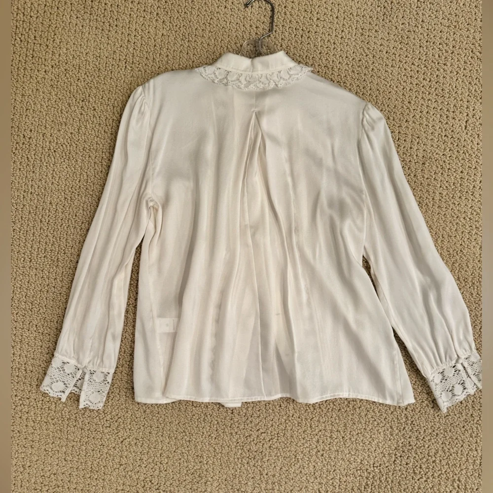 Christy Lynn Silk Button Down with Lace Details, Small - Picture 3 of 6